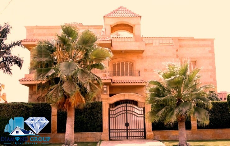 Luxury villa 900 m for sale with swimming pool in 6th of October, behind Mall of Arabia