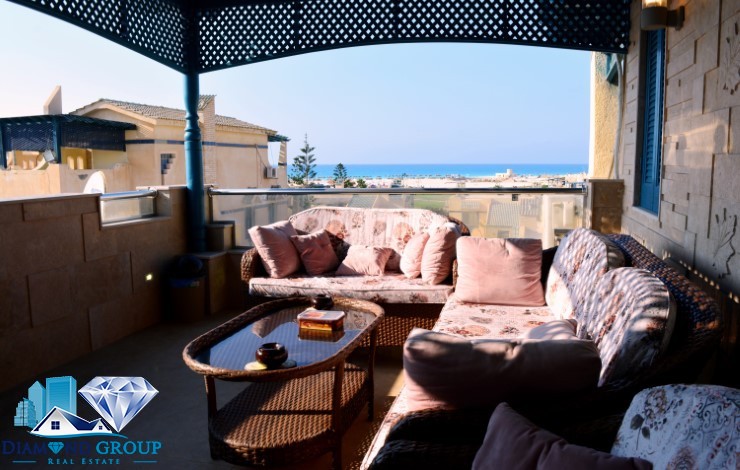 Duplex chalet 180m for sale in Mina Village 4, ultra finished and close to the sea
