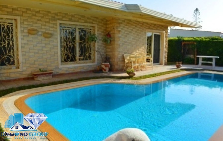 Independent chalet 420m for sale, second row, sea, Ramses village.
