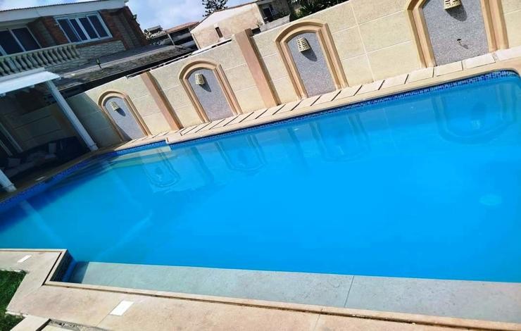 Villa for sale with swimming pool