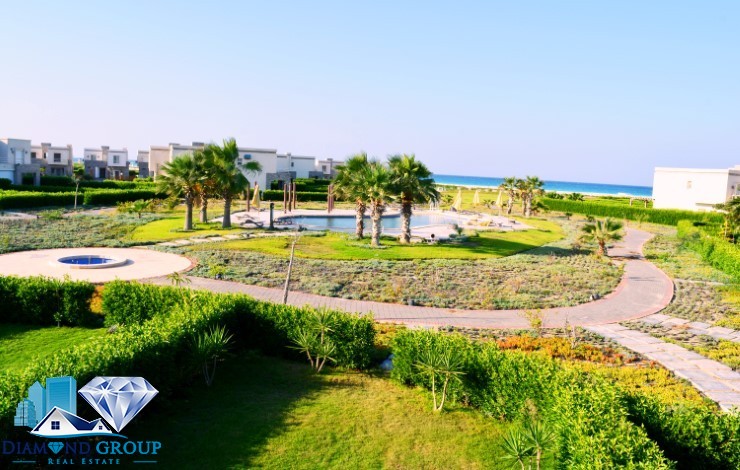 For amateurs of opportunities, a villa for sale in Amwaj Village, a wonderful view of the sea, with full furnishings
