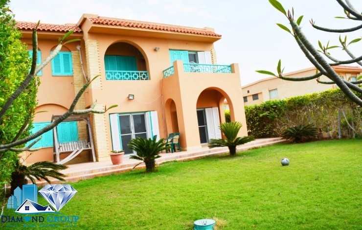 Villa 625 m registered for sale in Golden Beach, in a prime location
